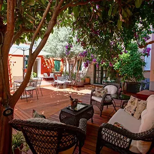 Boutique Guest Zephyrus Maison d'hôtes