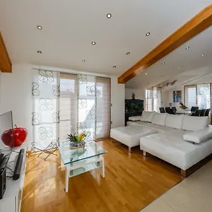 Apartament Selak